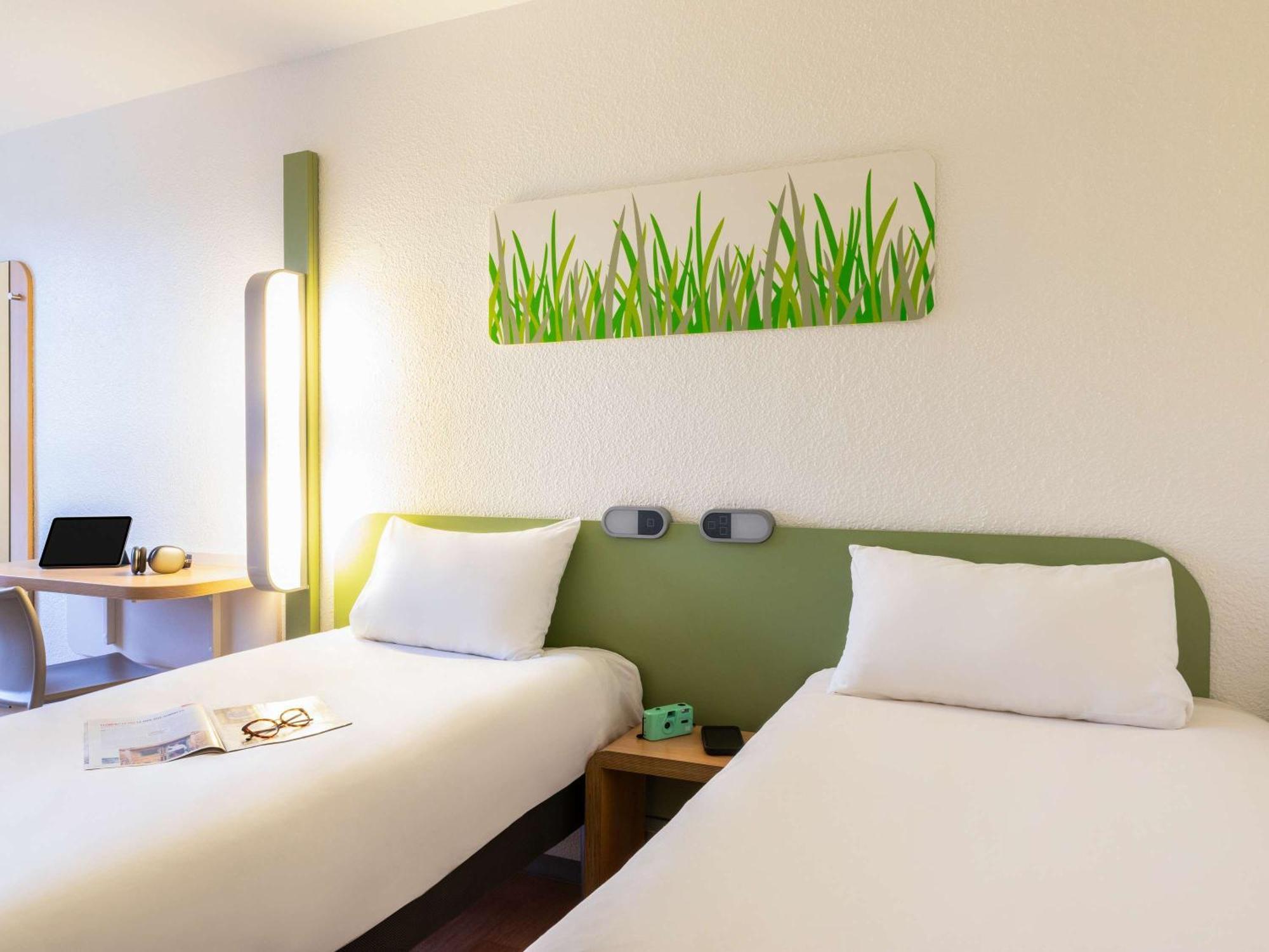 Ibis Budget Compiegne Centre-Ville Экстерьер фото