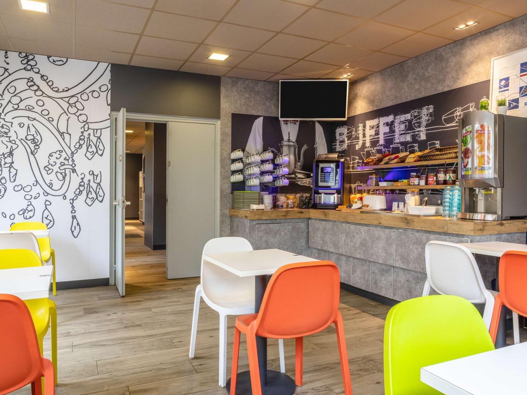 Ibis Budget Compiegne Centre-Ville Экстерьер фото
